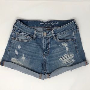 AEO - Super Super Stretch Distressed Midi Shorts 4